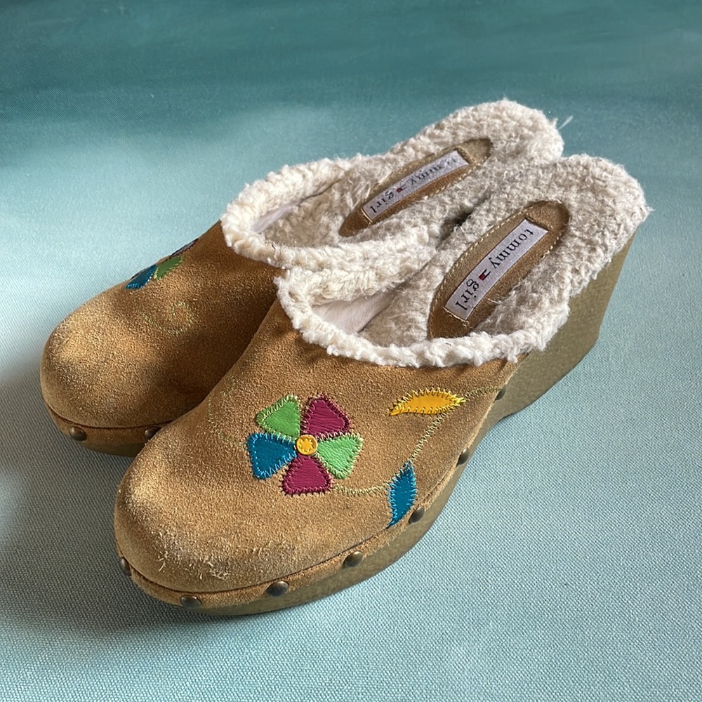 Vintage Y2K Tommy Girl Suede Clog Wedge Mules Faux Shearling Embroidered Floral